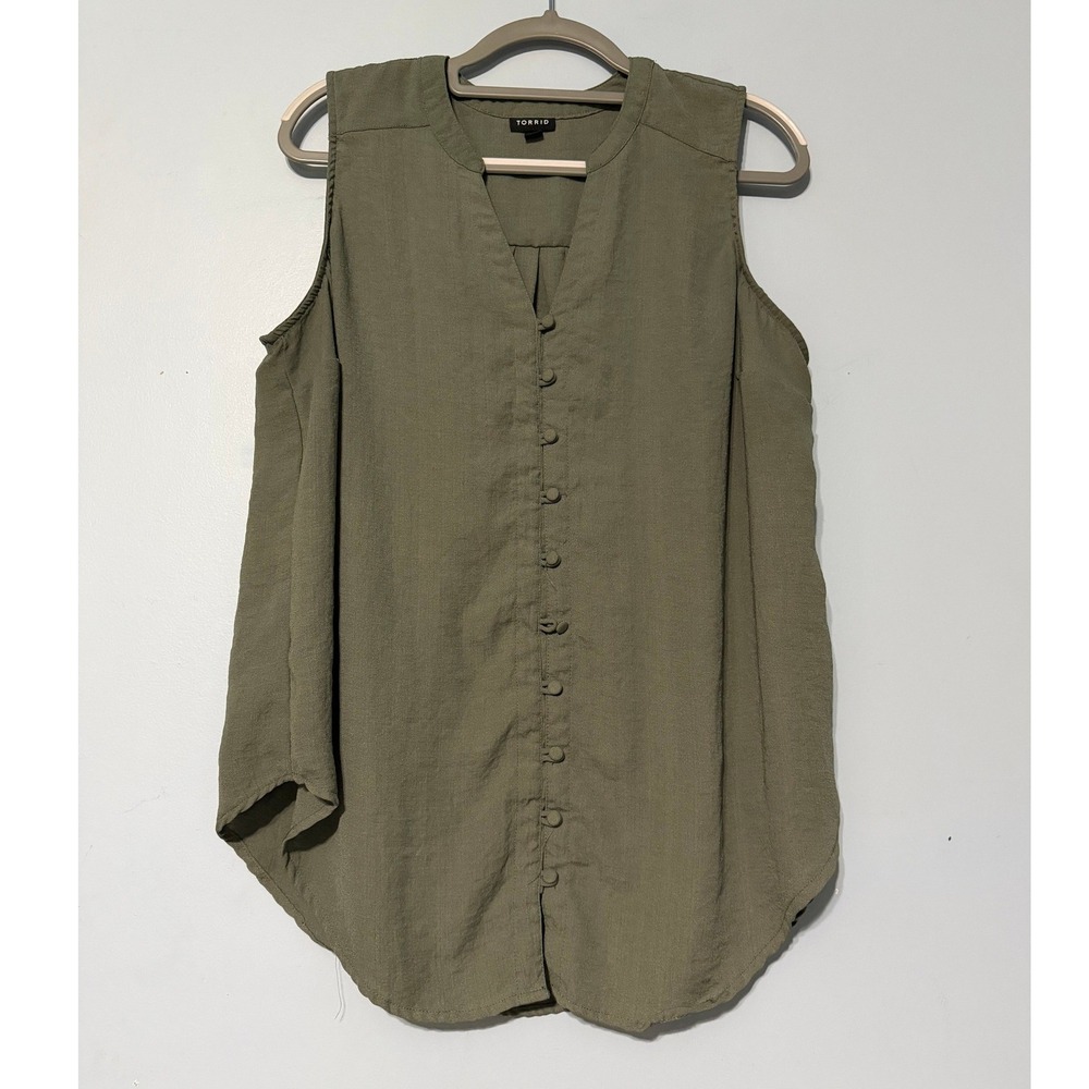 Torrid Olive Green Size 1 Sleeveless Button Front V-Neck High Low Blouse 2521